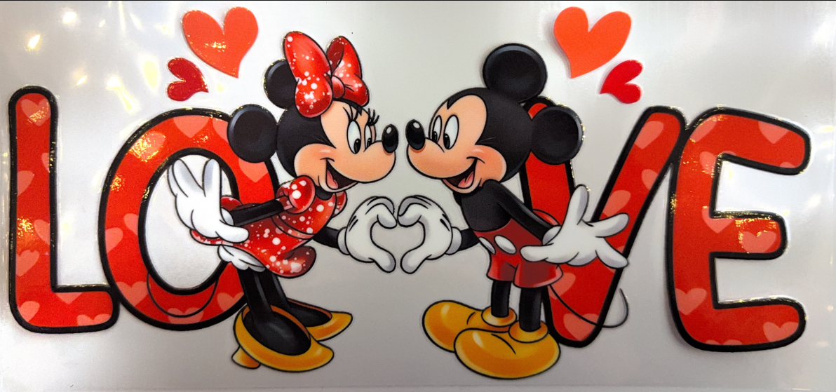Mickey & Minnie Love Forever