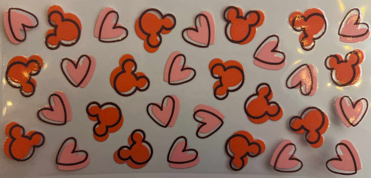 Mickey Love Hearts Pattern