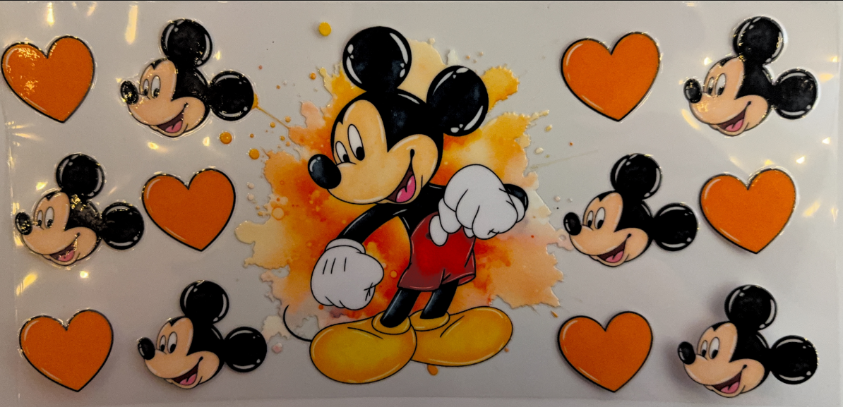 Mickey Hearts Splash Design